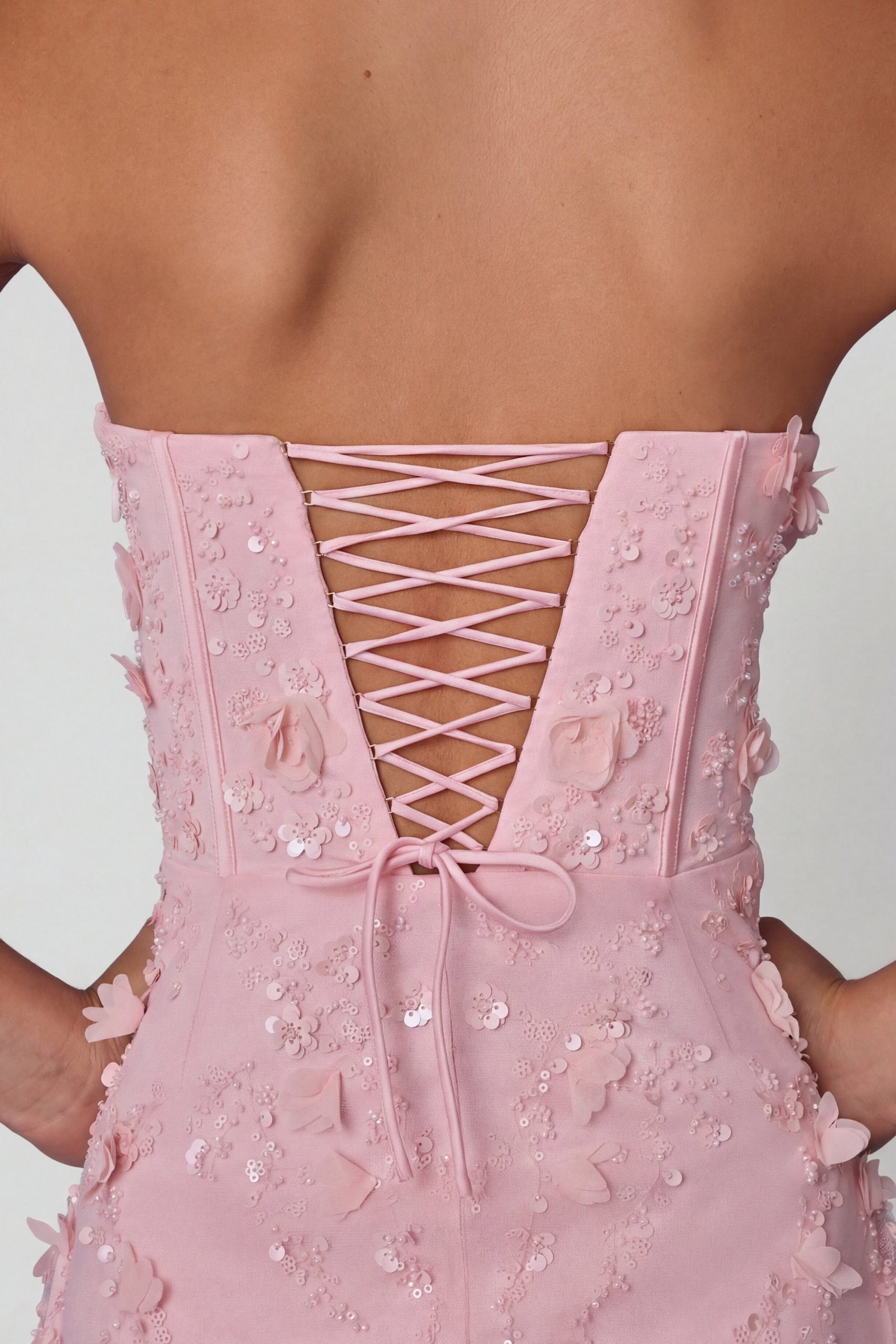 Lace-Up Corset Midaxi Dress with Split in Soft Pink - Image 4