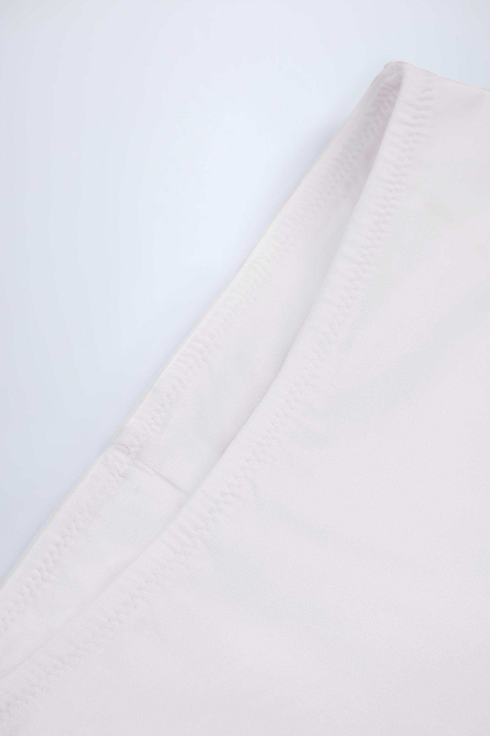Slinky Jersey Low-Rise Hotpants in White - Image 7