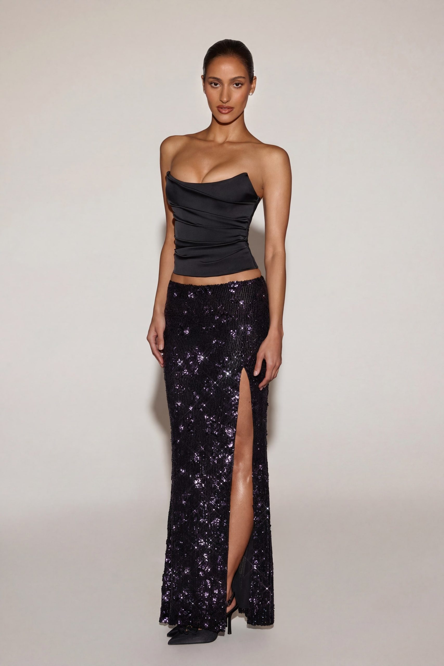 Embellished Mid-Rise Thigh-Split Maxi Skirt in Black Purple - Image 6