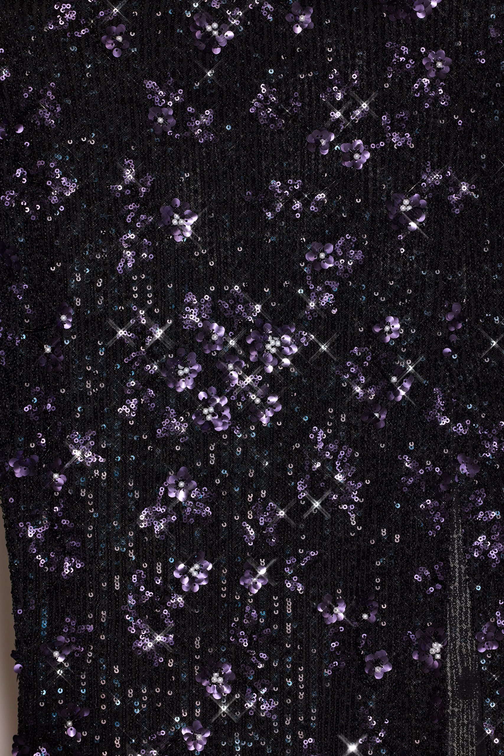 Embellished Mid-Rise Thigh-Split Maxi Skirt in Black Purple - Image 8