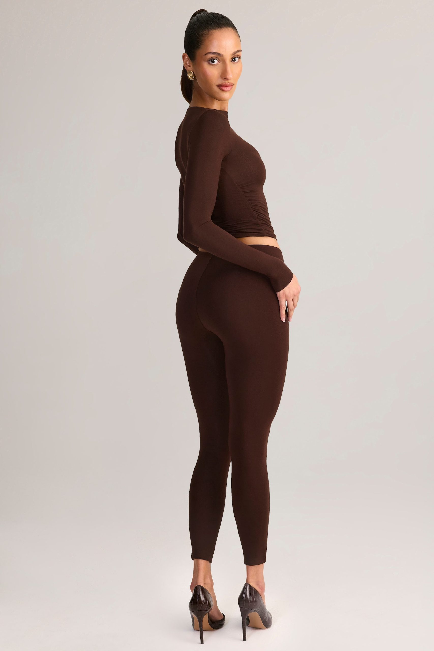 Modal Mid-Rise Cropped Leggings in Chocolate Brown - Image 5