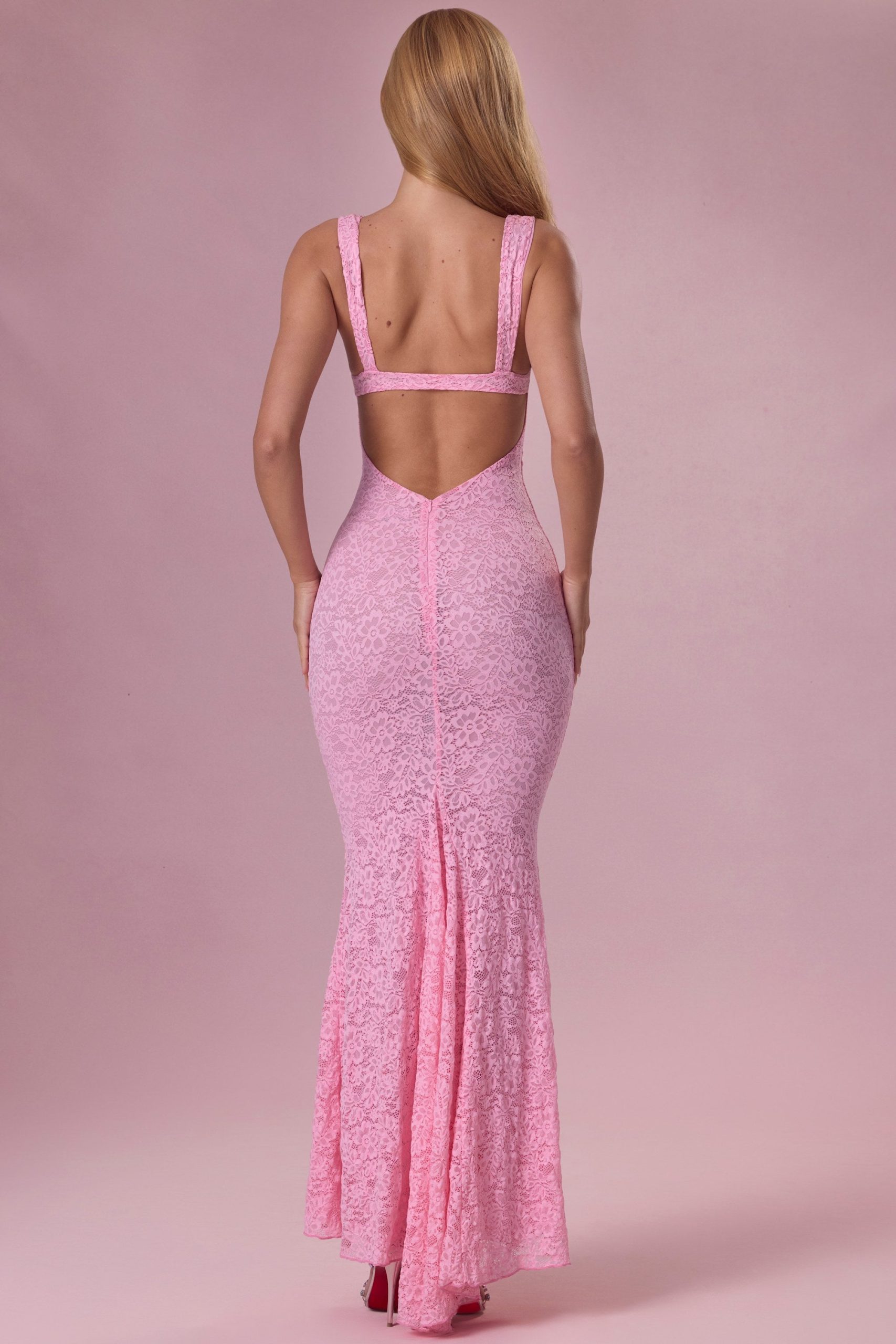 Premium Lace Sweetheart-Neck Gown in Blush Pink - Image 3
