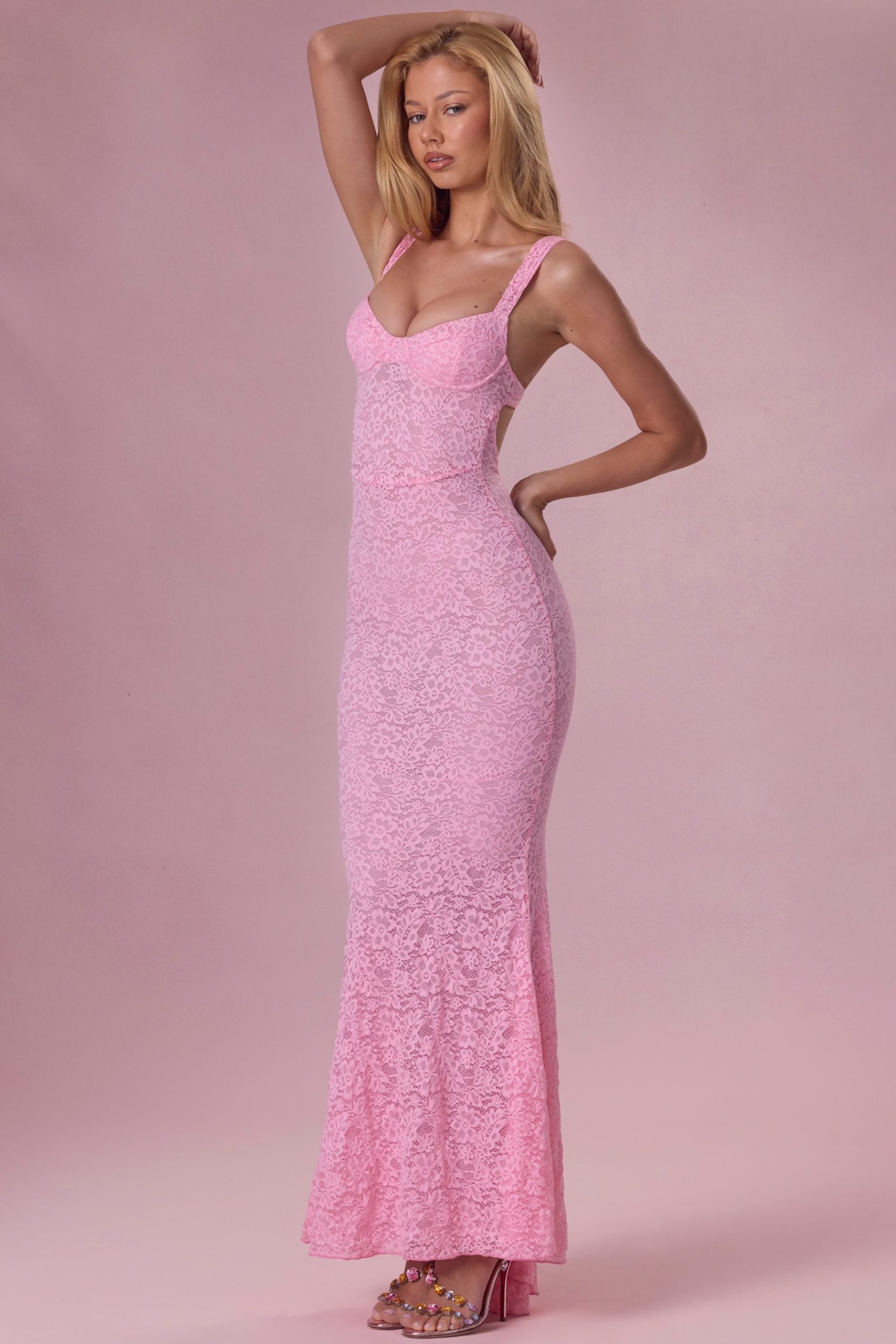 Premium Lace Sweetheart-Neck Gown in Blush Pink - Image 7