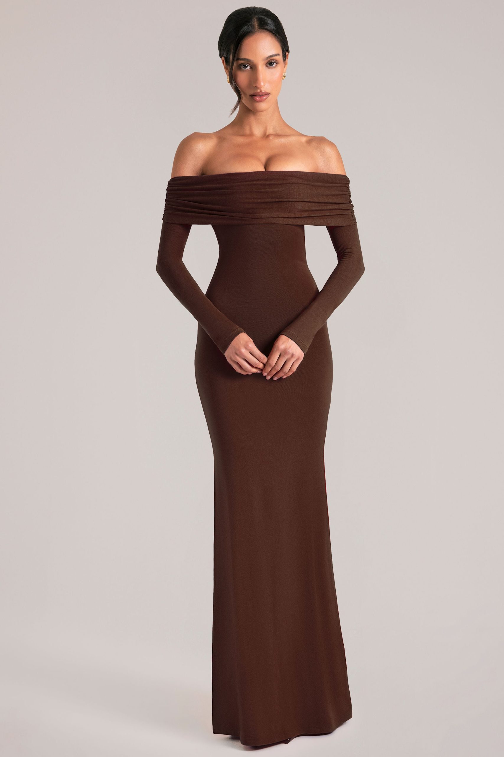 Off-Shoulder Long-Sleeve Maxi Dress in Chocolate Brown - Image 8