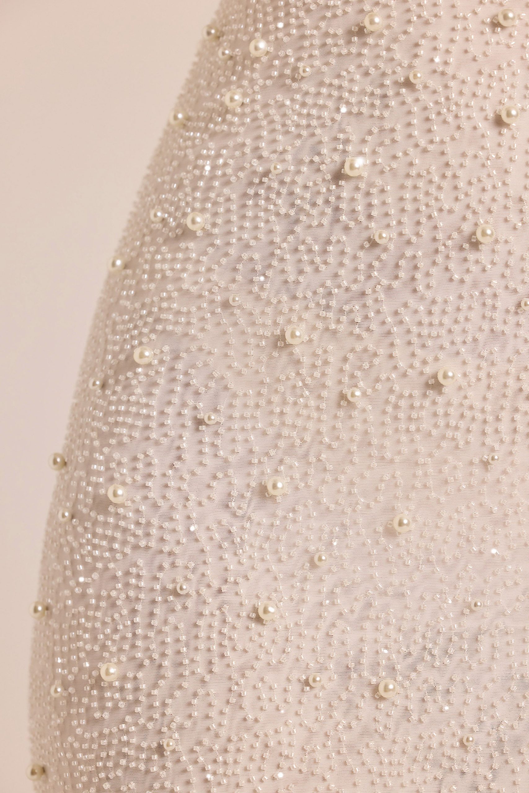 Embellished Long Sleeve Backless Maxi Dress in White - Image 4