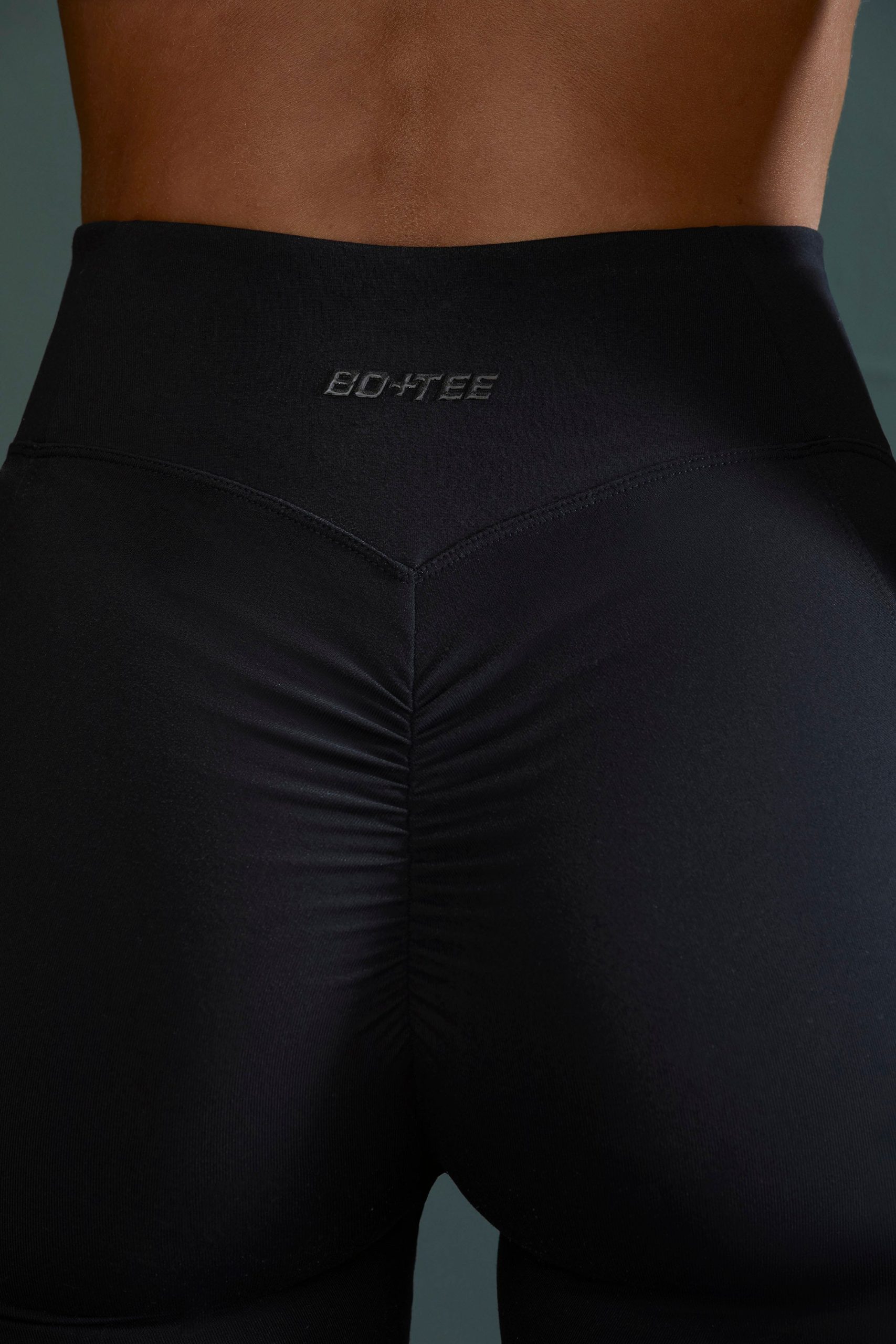 Lightweight Seamless Wrap-Over High-Waist Leggings in Black - Image 4