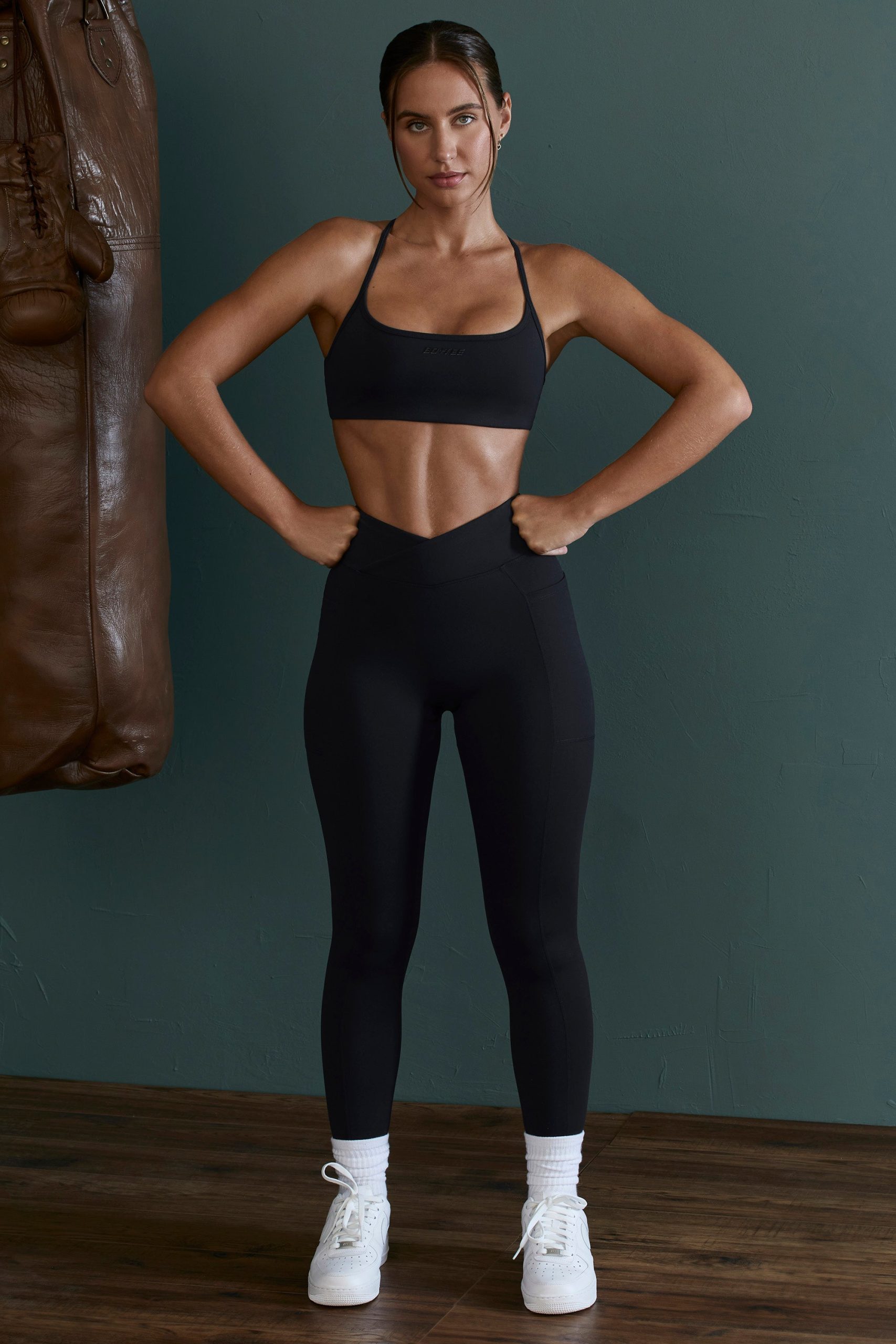 Seamless Strappy Sports Bra in Black - Image 5