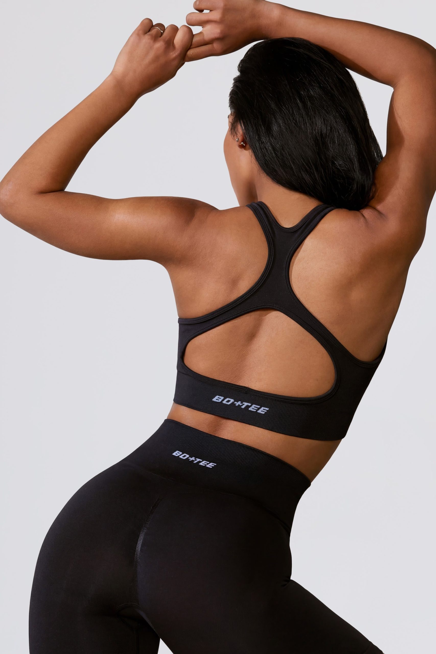 Cut Out Define Luxe Sports Bra in Black - Image 2