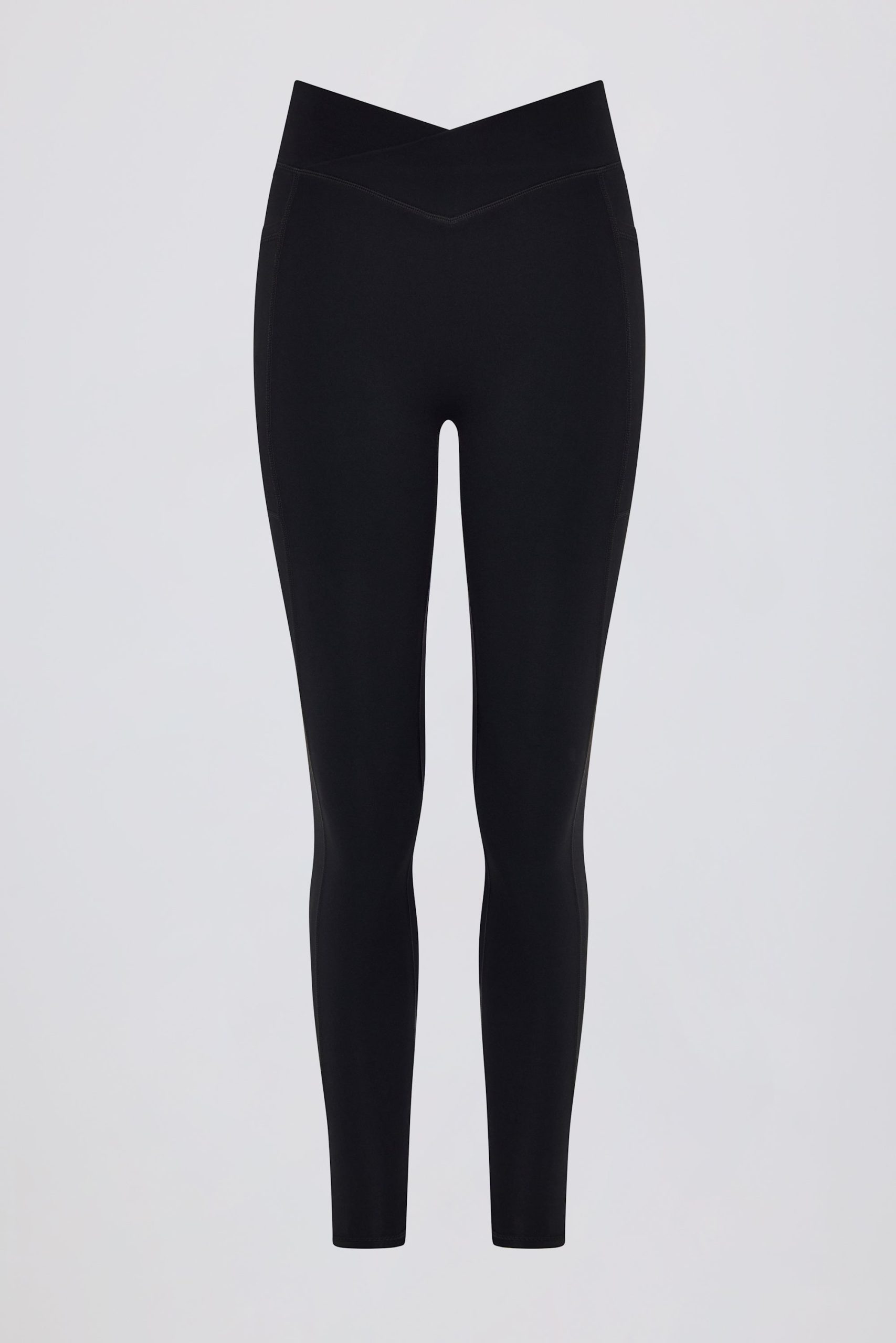 Soft Active Full-Length Pocket Leggings in Black - Image 2