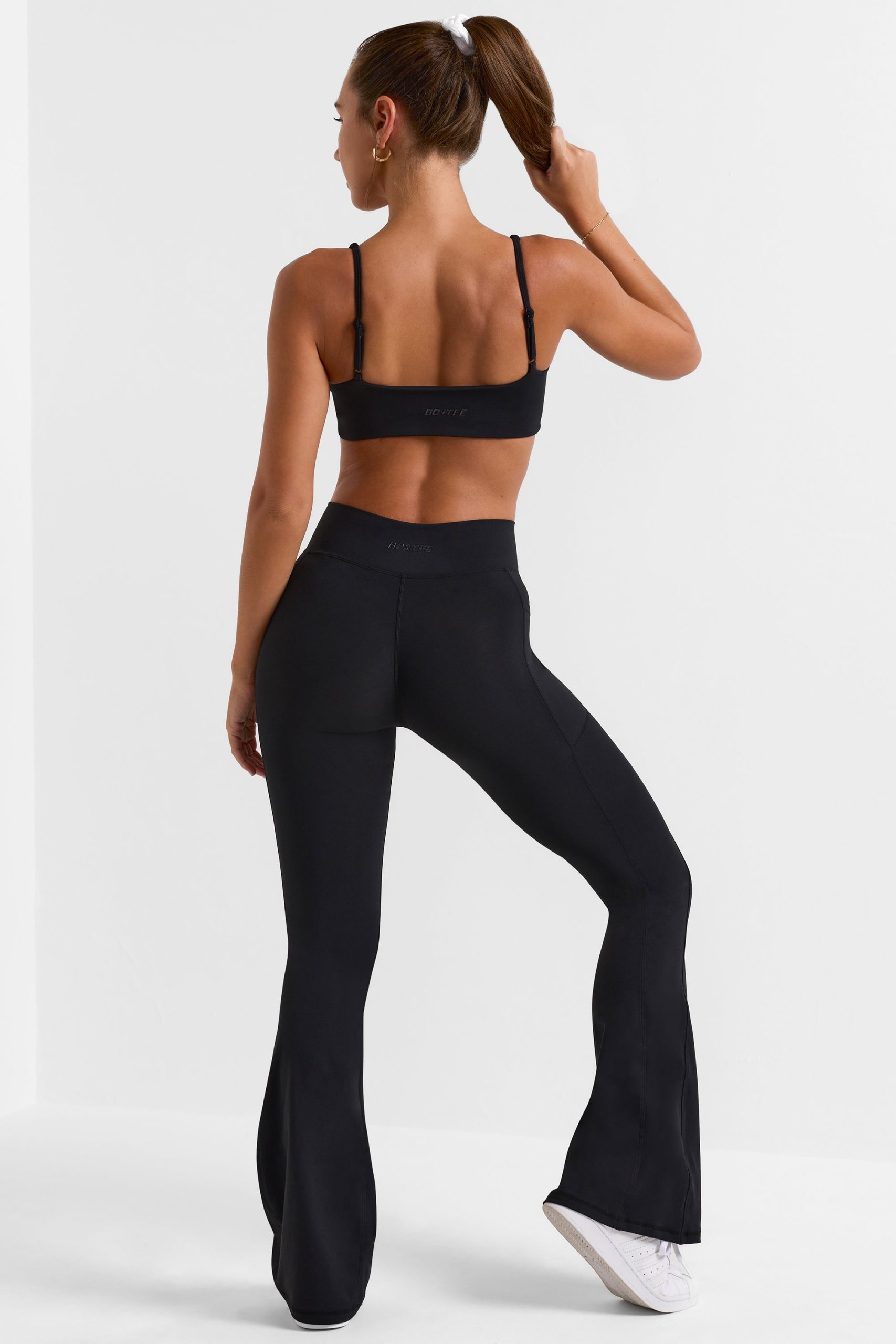 Soft Active V-Waist Pocket Flared Leggings in Black - Image 2