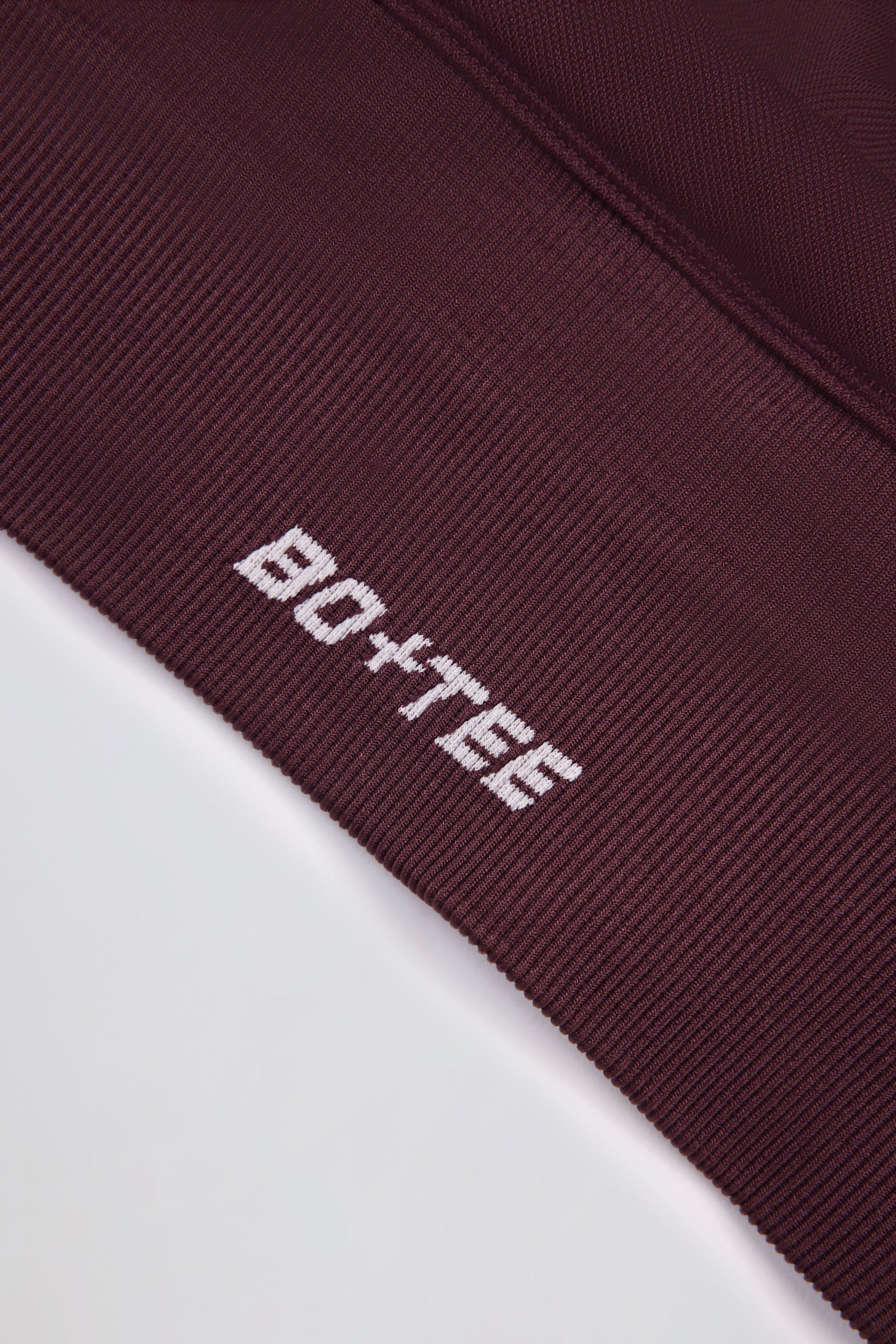 Super Sculpt Seamless Crossback Sports Bra in Burgundy - Image 6