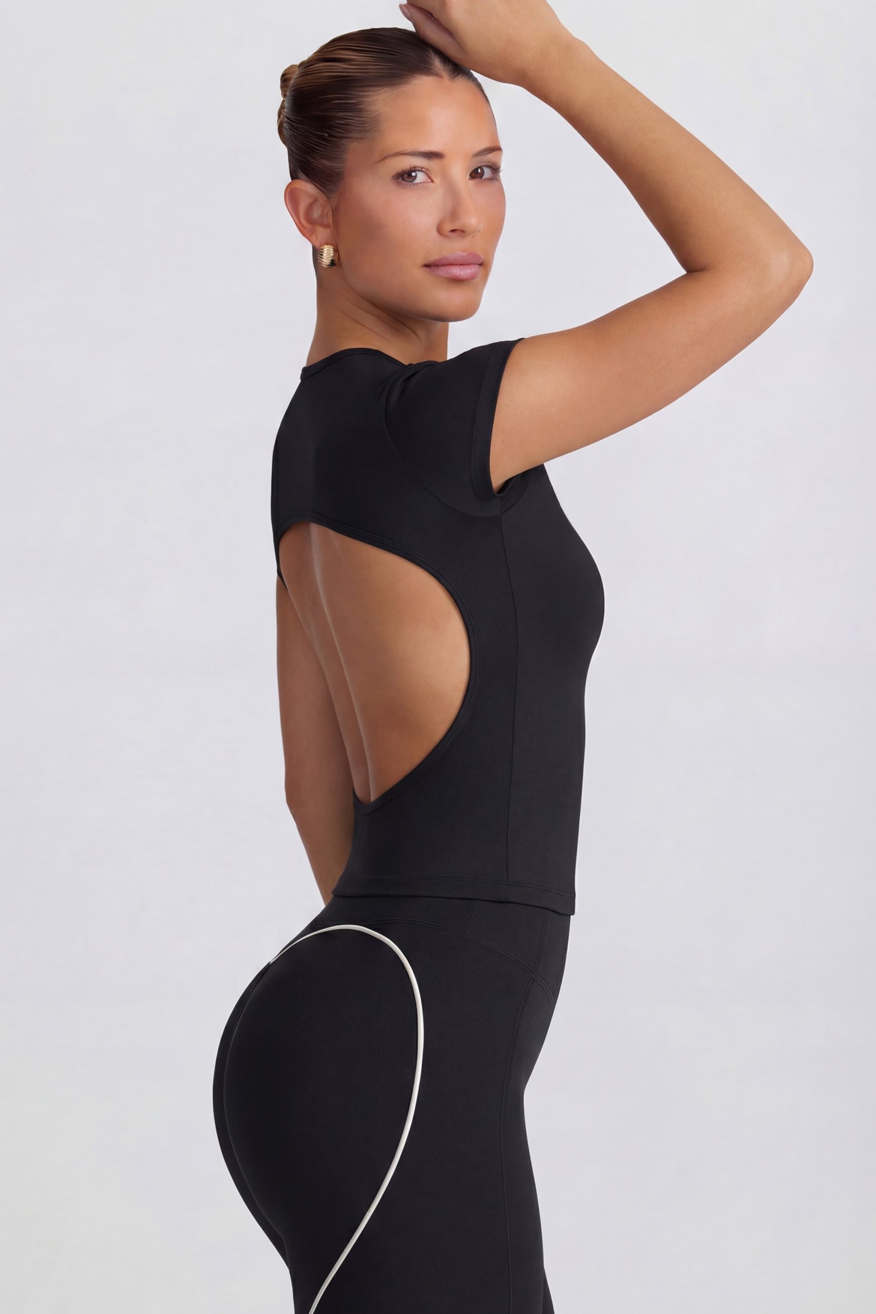 Cut-Out Longline T-Shirt in Black - Image 3