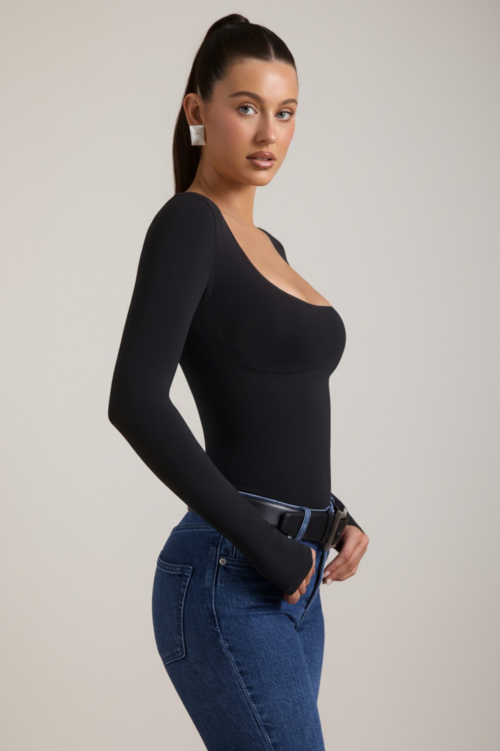 Seamless Long-Sleeve Bodysuit in Black - Image 4