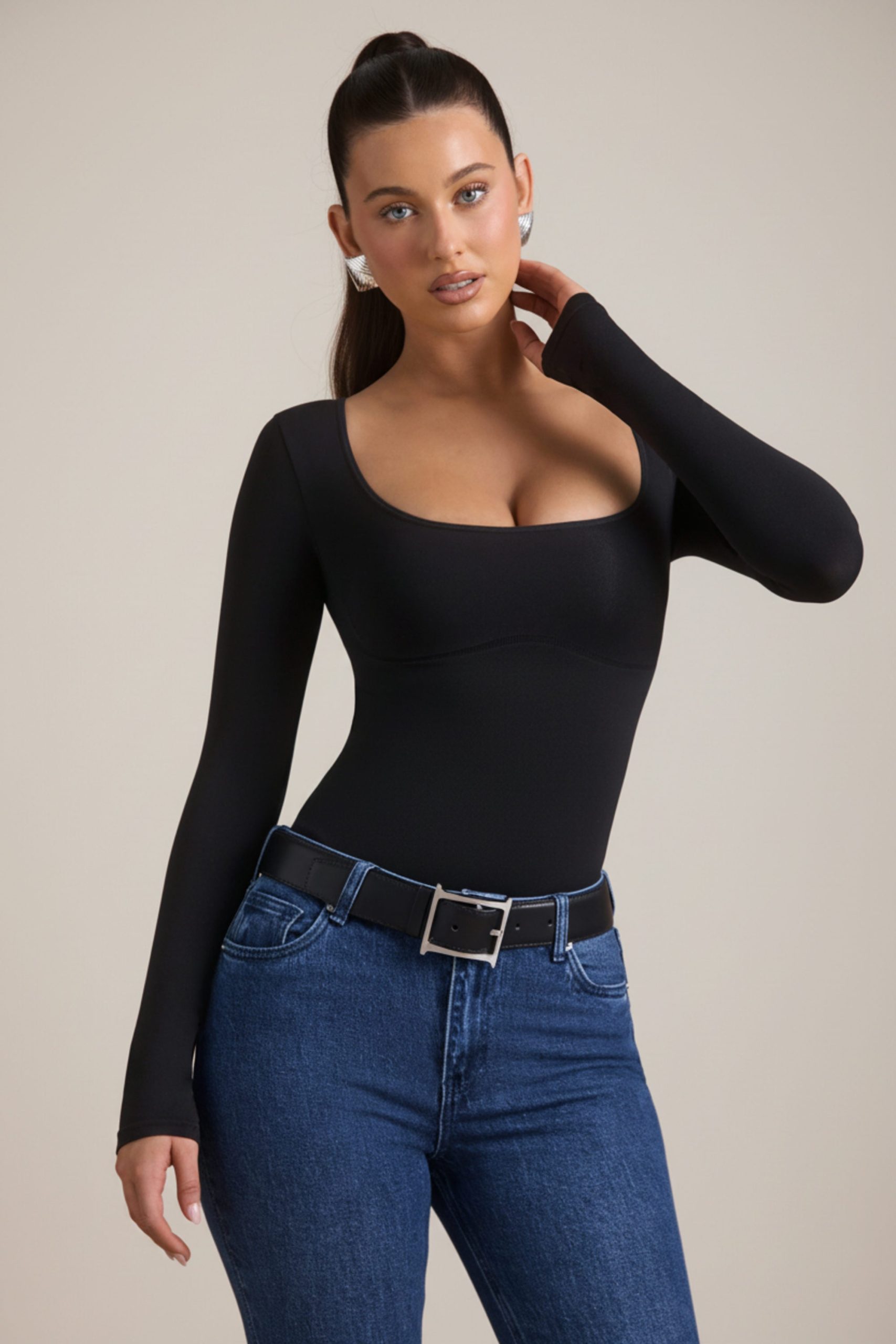 Seamless Long-Sleeve Bodysuit in Black - Image 8