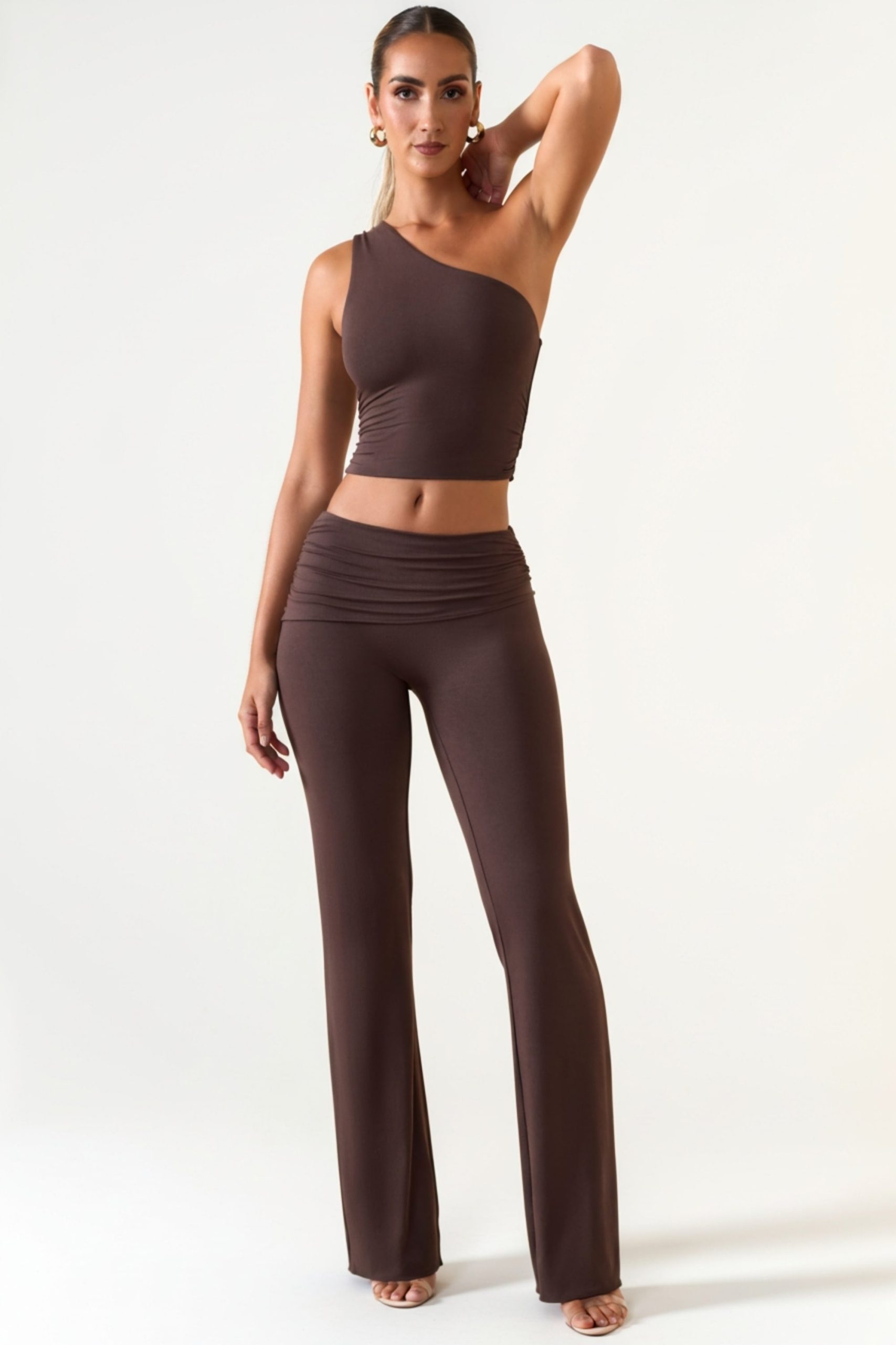Mid-Rise Straight-Leg Trousers in Chocolate Brown - Image 4