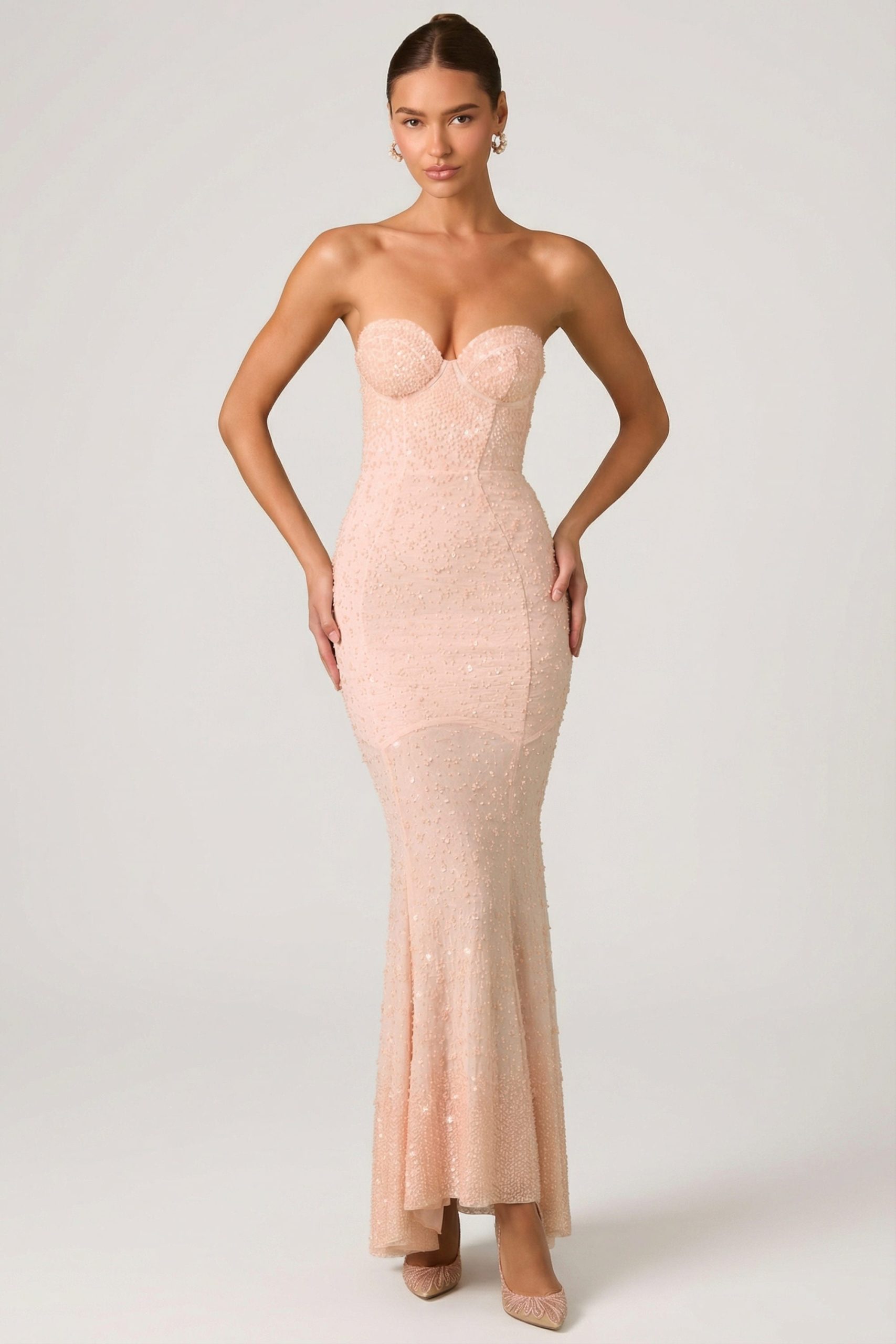 Embellished Sweetheart-Neck Fishtail Gown in Dusty Rose - Image 5