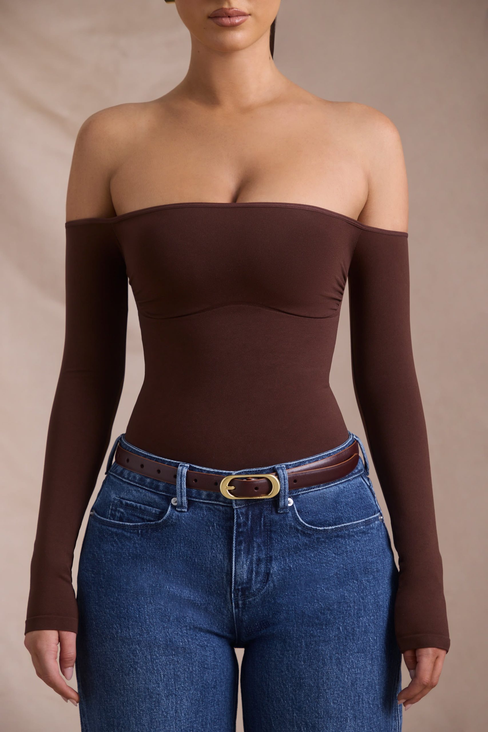 Seamless Off-Shoulder Long-Sleeve Bodysuit in Espresso - Image 5