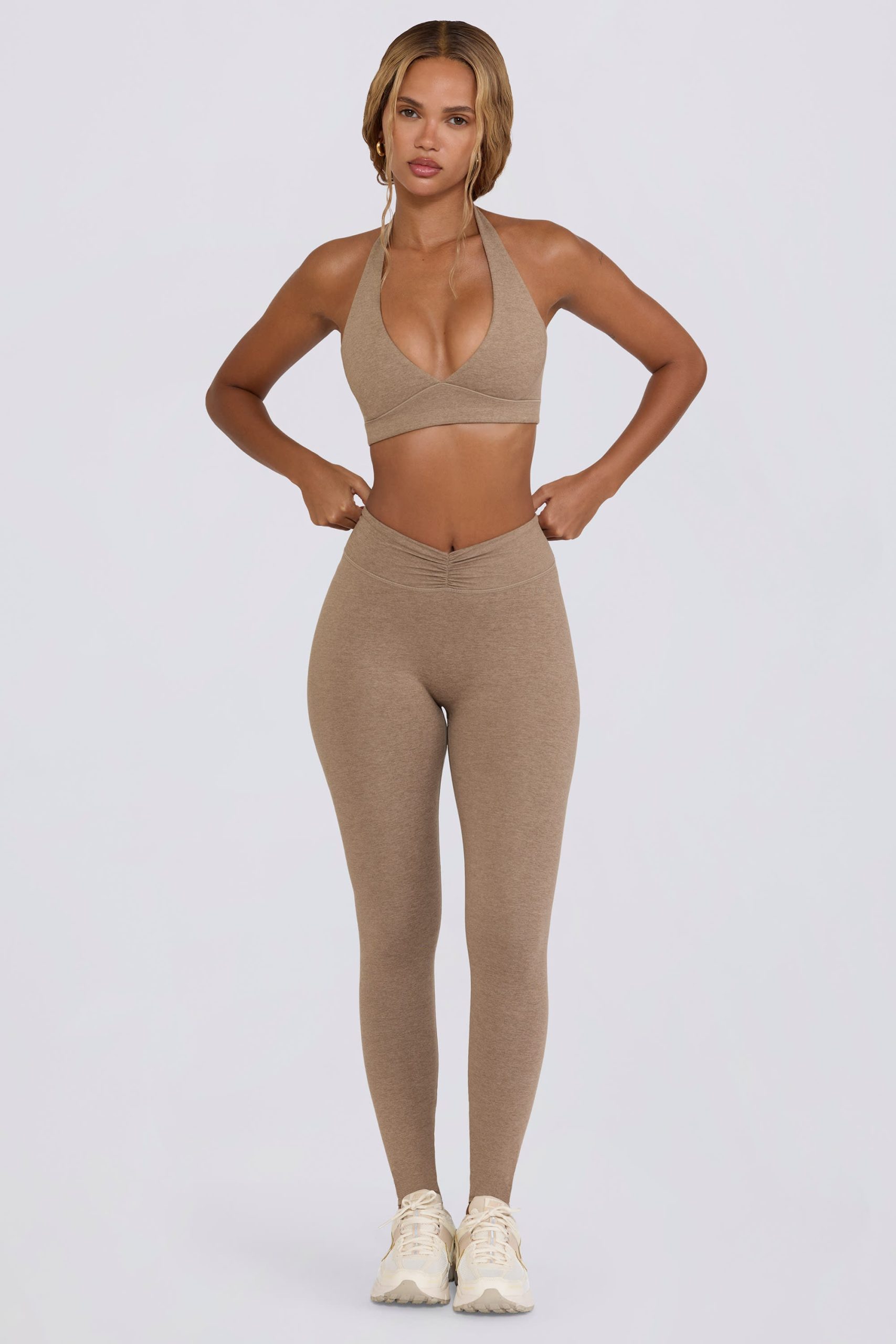 Brushed Jersey Ruched Mid-Rise Leggings in Mocha Marl - Image 2