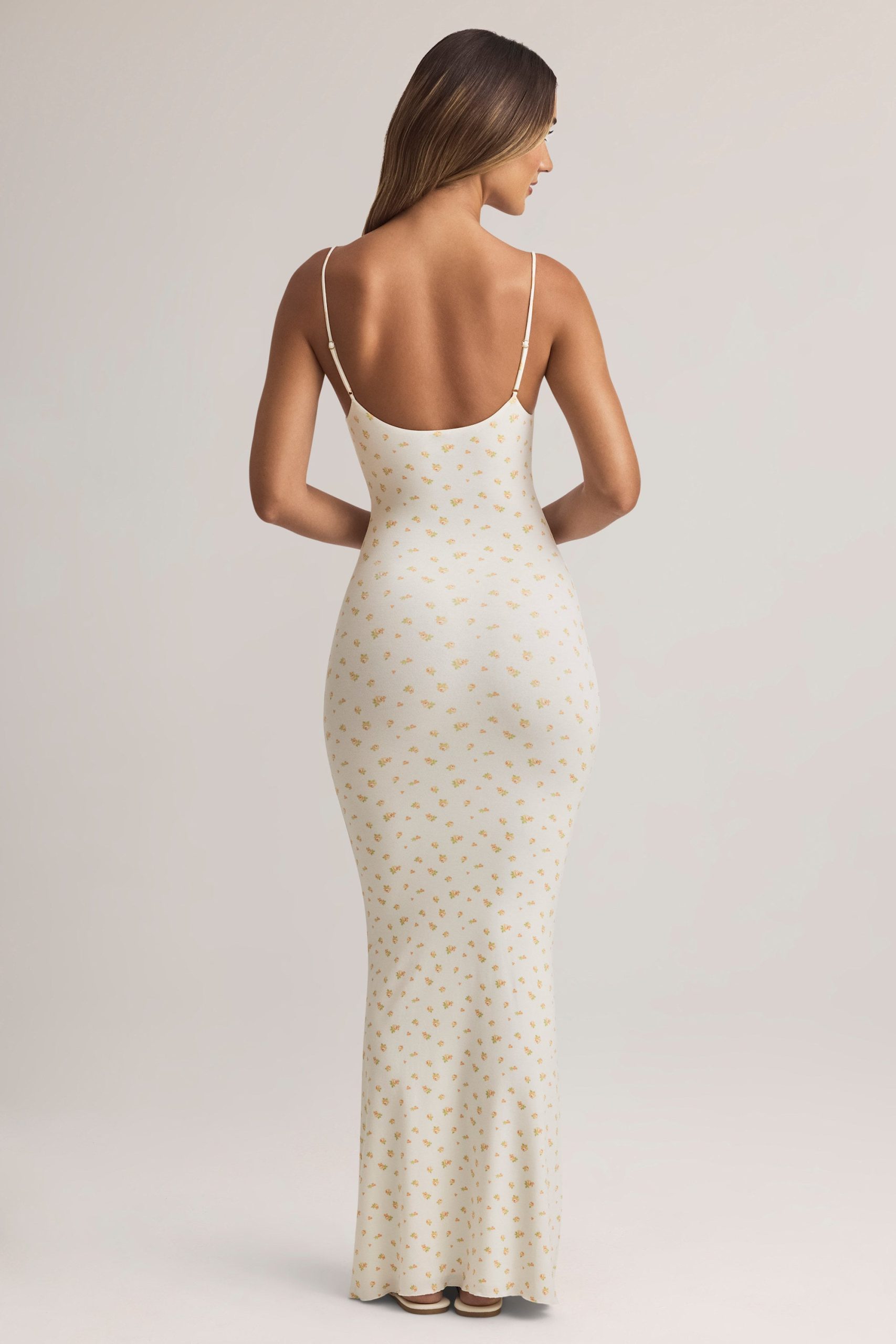 Modal Scoop-Neck Strappy Maxi Dress in Floral Print - Image 3