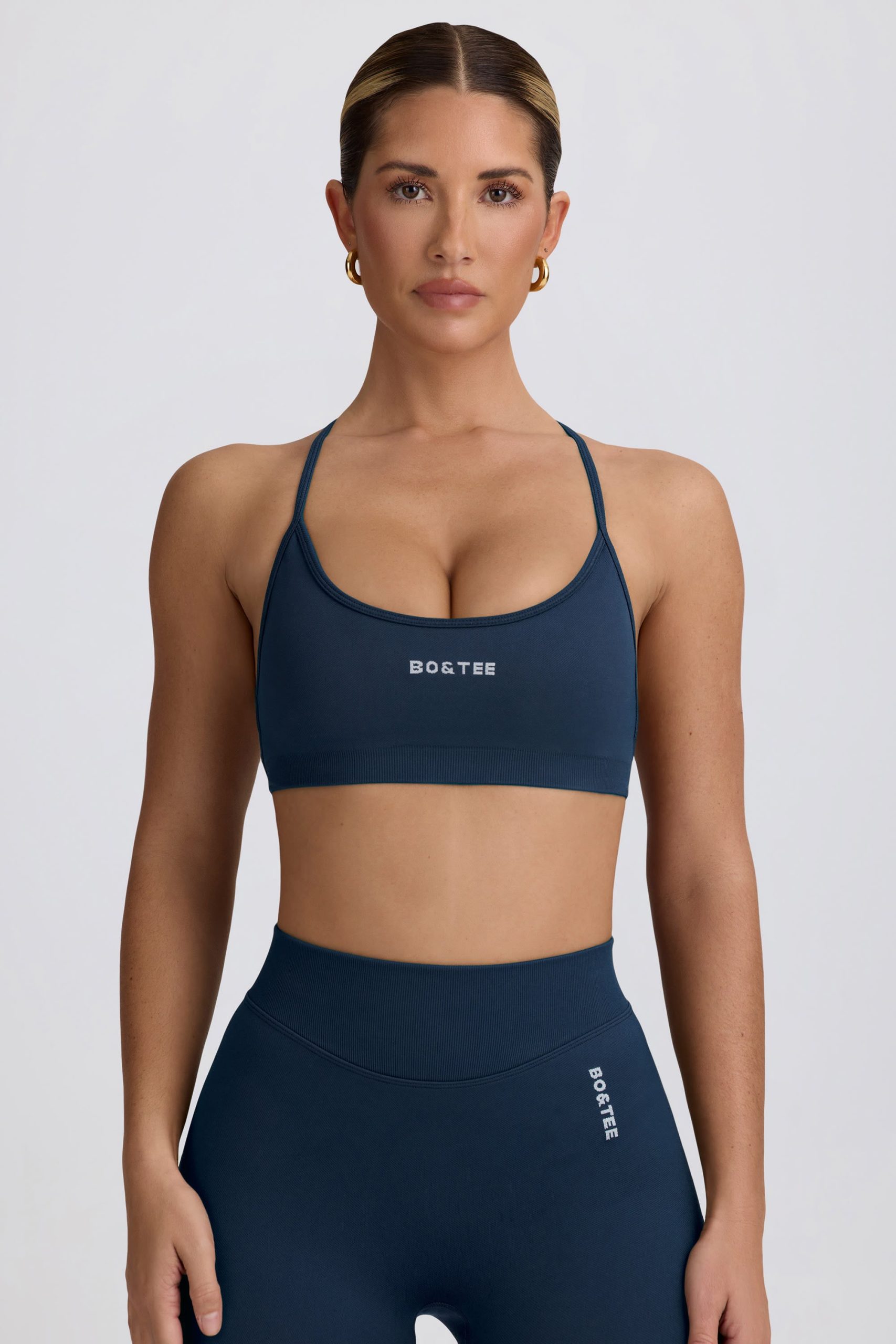 Super Sculpt Seamless Backless Sports Bra in Blue - Image 4